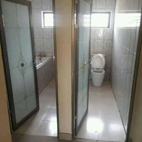 neat-and-spacious-3-bedroom-flat-in-libala-south-big-1