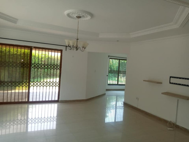 three-bedroomed-town-house-in-ibex-big-5