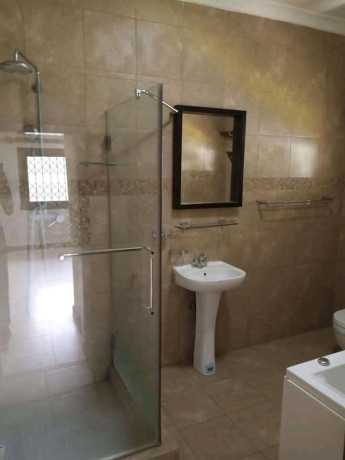 4-bedroom-houses-for-rent-big-3