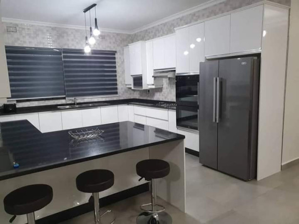 executive-three-bedroomed-fully-furnished-apartment-in-roma-park-big-4