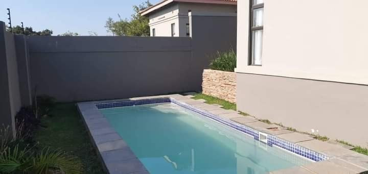 executive-three-bedroomed-fully-furnished-apartment-in-roma-park-big-6