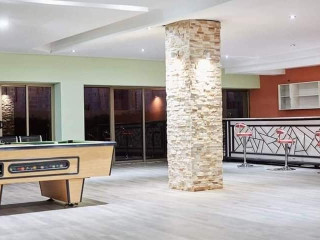 ibex-meanwood-executive-three3bed-newly-built-apartments-in-a-complex