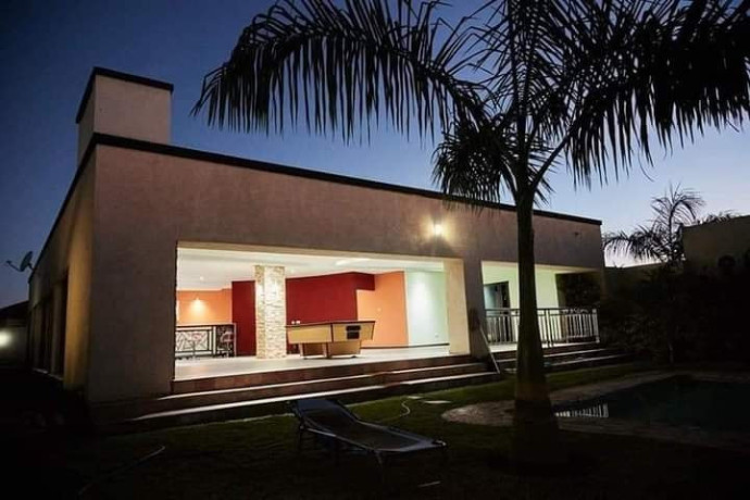 ibex-meanwood-executive-three3bed-newly-built-apartments-in-a-complex-big-1