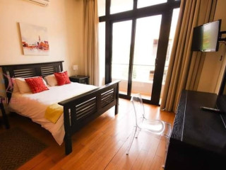 fully-furnished-townhouse-in-roma