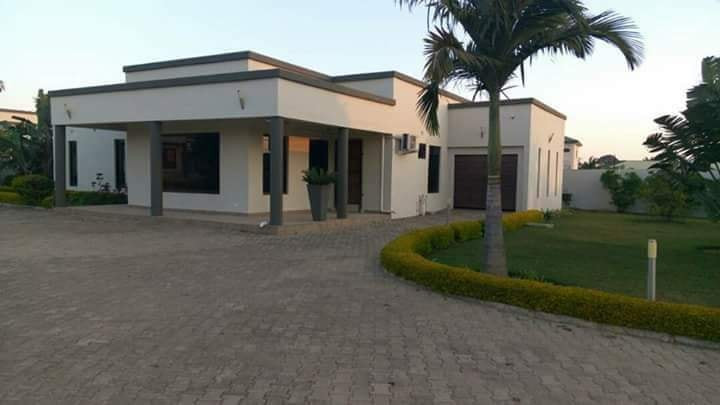 ibex-hill-executive-three-3bedroomed-furnished-vila-big-1