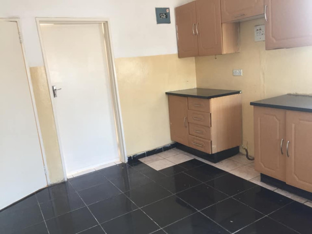 beautiful-2br-msc-flat-in-lusaka-big-2