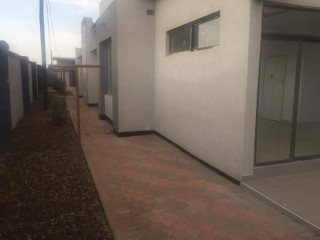 2-bedroom-for-rent-in-lilayi