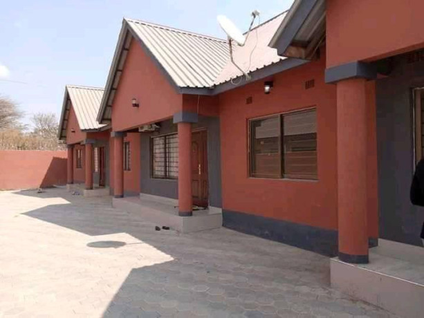 2-bedrooms-flat-for-rent-in-salama-park-big-5