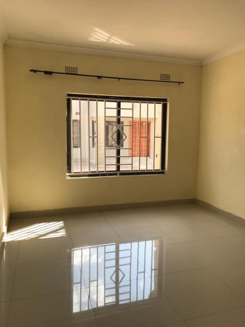 3-bedrooms-flat-for-rent-in-lilayi-big-2