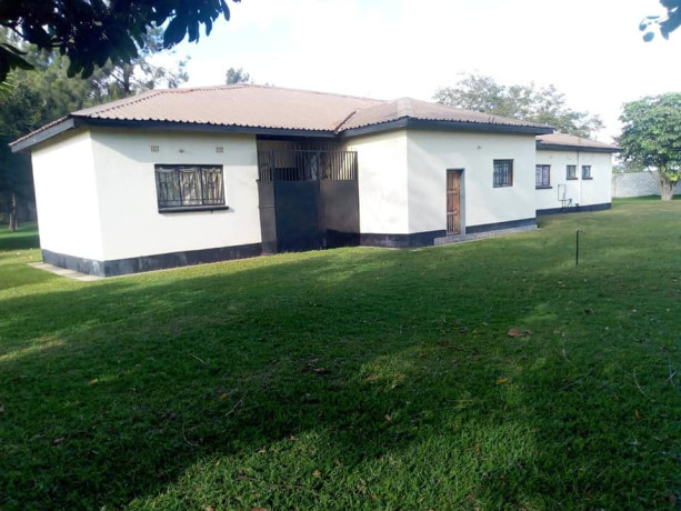 beautiful-4-bedroom-house-for-rent-in-lusaka-big-1