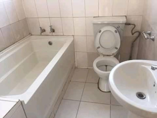 2-bedroom-flat-in-roma-for-rent