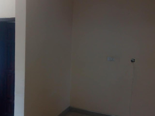 executive-1-bedroomed-flat-in-makeni