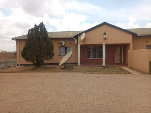 2-bedroom-flat-for-rent-in-mass-media-big-2