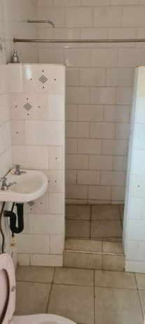 running-lodge-for-sale-in-kabulonga-near-mika-hotel-big-5