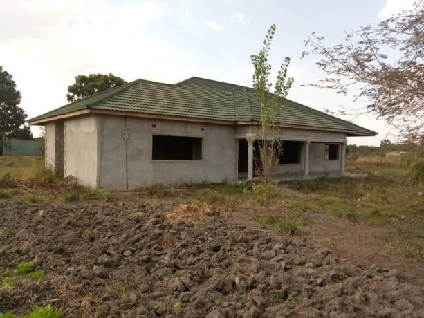 unfinished-house-for-sale-in-ngwerere-big-3