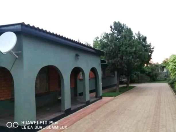 spacious-3-bedroom-house-for-sale-in-chalala-big-4