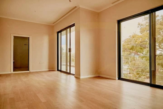 executive-four-4-bed-duplex-apartment-near-the-american-embassy-big-4