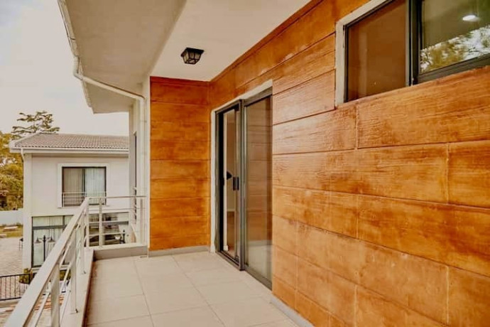 executive-four-4-bed-duplex-apartment-near-the-american-embassy-big-3