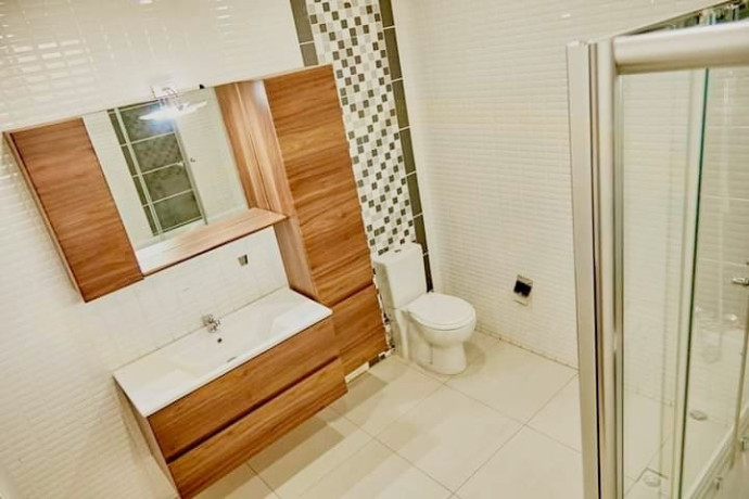 executive-four-4-bed-duplex-apartment-near-the-american-embassy-big-6