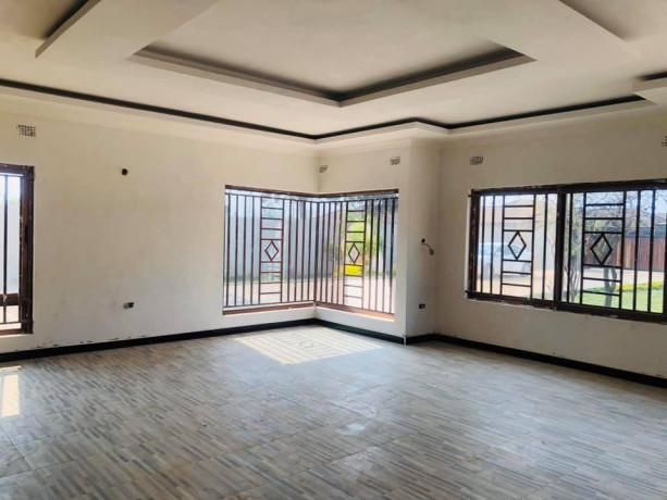 4-bedroom-stand-alone-house-in-meanwood-ibex-hill-big-2