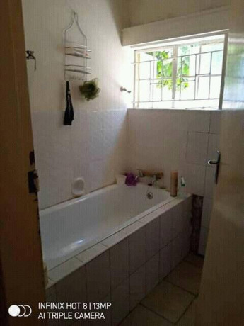 house-for-sale-in-fare-view-big-4