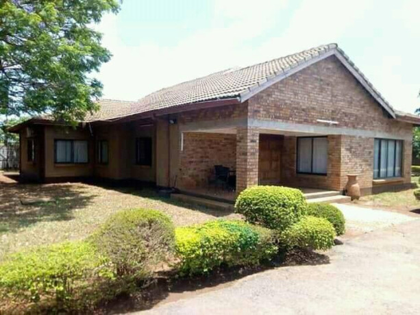 standalone-house-for-sale-in-woodlands-chalala-big-1