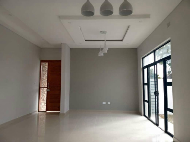 newly-built-executive-3-bedroom-flats-in-ibex-1st-street-big-0