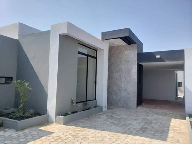 executive-3-bedroom-villa-in-gated-community-big-2