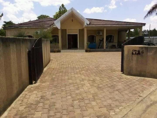 3-bedroom-house-in-eureka-park-big-4