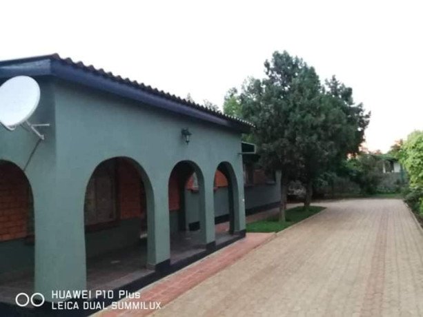 spacious-3-bedroom-house-for-sale-in-chalala-big-3