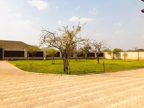 4-bedroom-newly-built-house-for-sale-in-meanwood-ibex-big-4