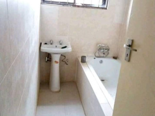 2-bedroom-semidetached-flat-in-secure-yard