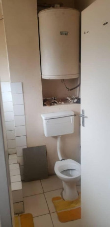 2-bedroom-upstairs-flat-for-sale-in-kafue-big-3