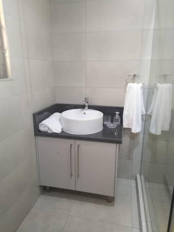 rhodes-park-apartments-for-rent-big-0