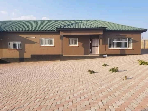 3-bedroom-apartment-in-foxdale-mumbi-big-4