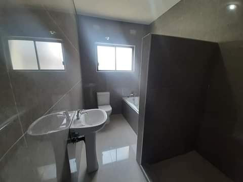 newly-built-two-bedroom-flat-in-meanwood-ibex-big-3