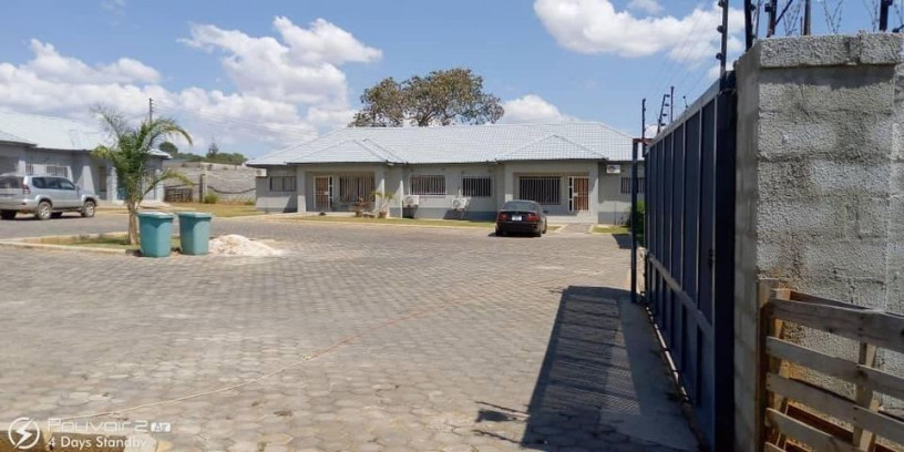 executive-2-bedroom-msc-flat-big-1