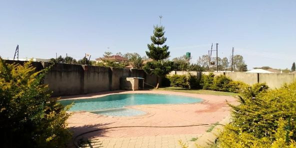 beautiful-3-bedroom-msc-flat-near-american-embassy-big-6