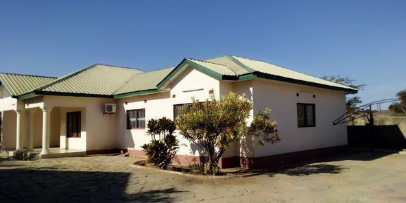 beautiful-3-bedroom-msc-flat-near-american-embassy-big-4