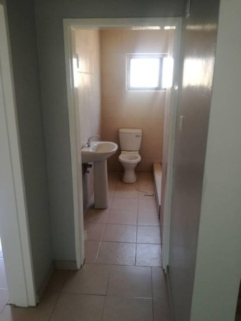 beautiful-4-bedroom-standalone-house-in-north-mead-big-1