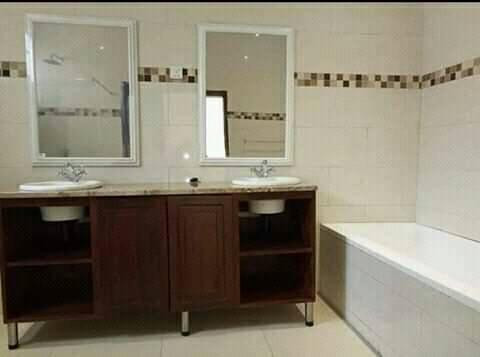 executive-3-bedroomed-free-stand-flat-in-roma-big-3