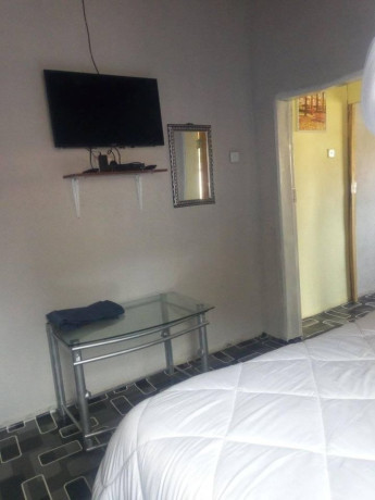 furnished-bedsitter-for-rent-in-avondale-big-1