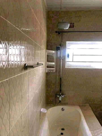 newly-built-two-bedroom-flat-in-foxdale-big-3