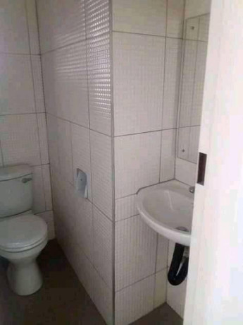 executive-3-bedroomed-high-rise-flat-for-rent-in-rhodes-park-big-7