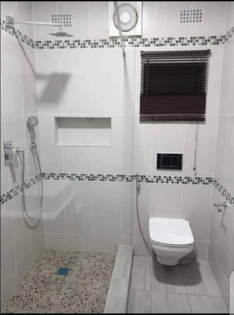 rhodes-park-3-bedroom-apartment-for-rent-big-4