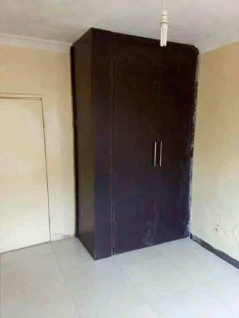 vacant-3-bedroom-stand-alone-house-with-modern-fittings-big-4