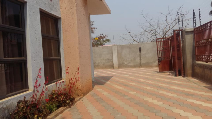 modern-3-bedroom-flat-in-salama-park-big-0