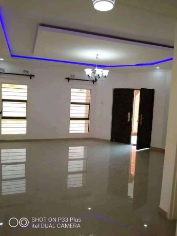 newly-built-2-bedrooms-msc-flats-for-rent-in-meanwood-ibex-big-9