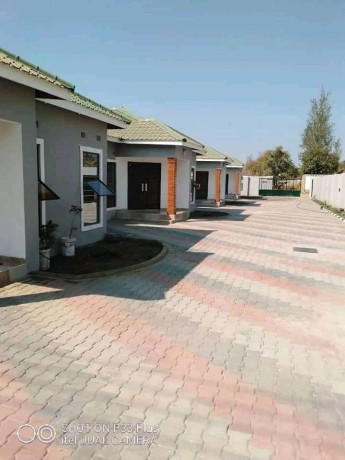 newly-built-2-bedrooms-msc-flats-for-rent-in-meanwood-ibex-big-7