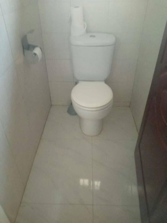 executive-3-bedroom-family-house-in-makeni-bonaventure-big-6